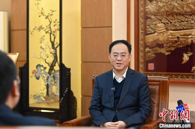 潮州市委书记何晓军：善用“侨”牌谋发展 打造潮人精神家园