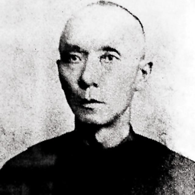 1901年，一千中国人迁徙海外，租借土地999年，建起一座中国城