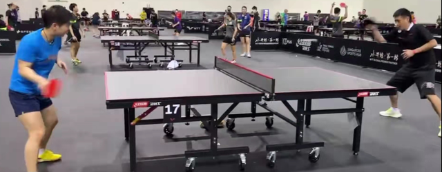 国乒在新加坡开始备战，邱贻可孙颖莎配合默契，“贻定颖”一定赢