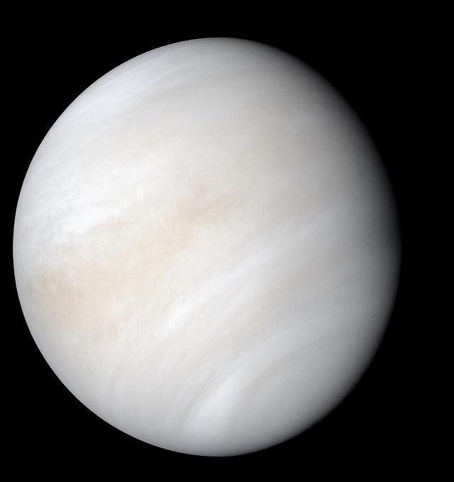 请定好您的闹钟，2022年3月20日，日出前的金星一派美观