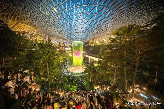 新加坡樟宜国际机场之核心Jewel Changi