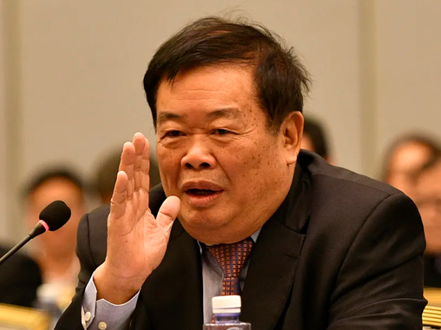 移民美国捐70亿，声称中国缺钱与他无关，如今又想回国捞钱了？