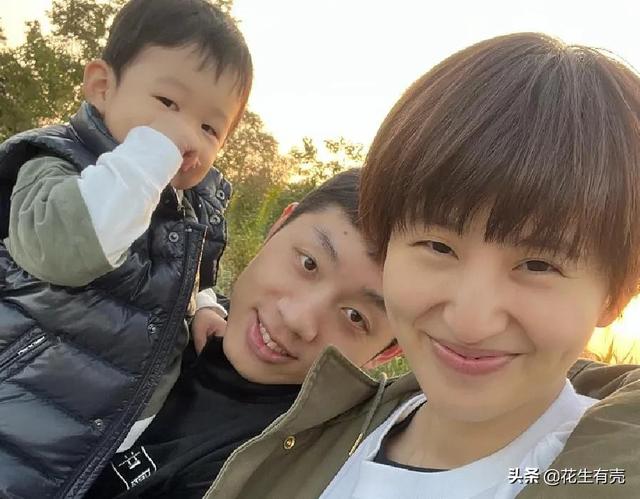 13年后再看许昕：才明白他娶到大2岁的姚彦，到底有多幸运