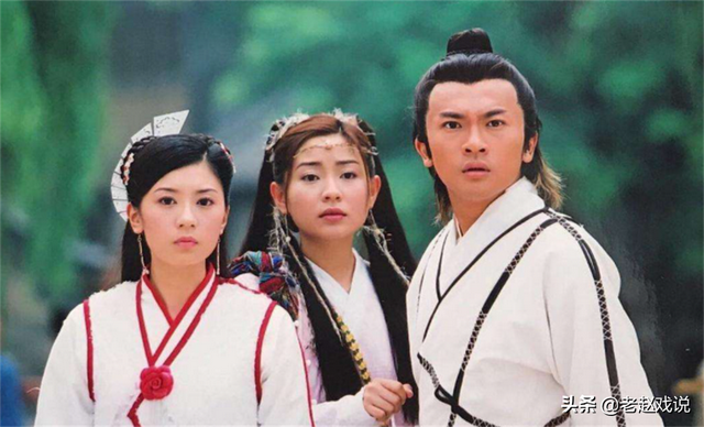 《倚天屠龙记》19年，小昭、素素嫁豪门，韦一笑沦落到街头卖艺？