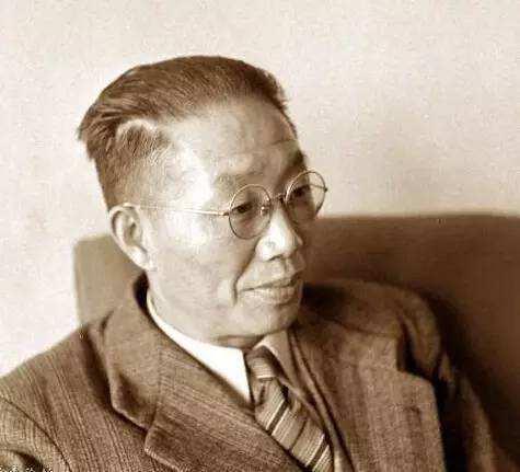 罗隆基，历经两段婚姻，追求徐志摩前妻，潇洒半生却难敌晚年凄凉