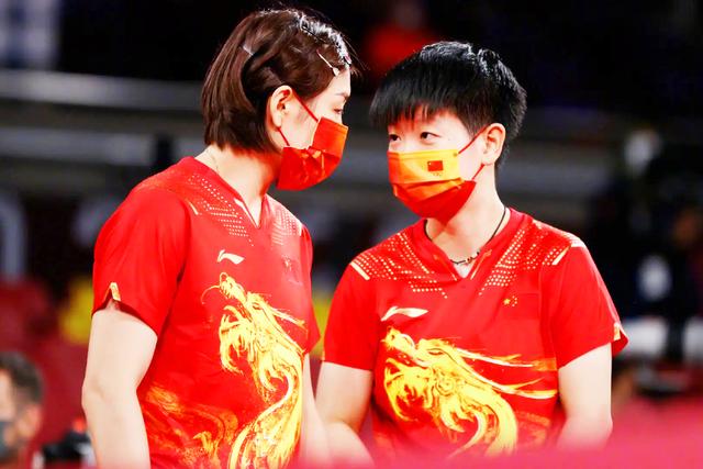 很惨烈，中国女乒内战持续上演！这次大满贯，更得利的是日本女乒
