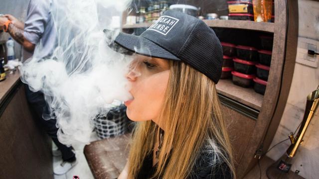 国家禁止带口味电子烟，仅限烟草口味！带口味的电子烟危害更大？