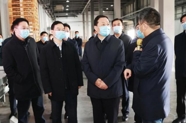 开封！听新闻，看联播（郑州1例确诊病例在开封活动轨迹公布丨今起，郑州各汽车站乘车需持核酸阴性证明）
