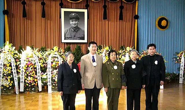 07年毛岸青去世，邵华亲自打电话俩人：毛岸平与他最后相见在97年