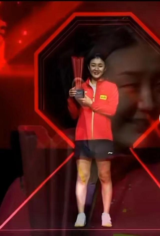 WTT新加坡大满贯女单决赛陈梦战胜王曼昱夺冠