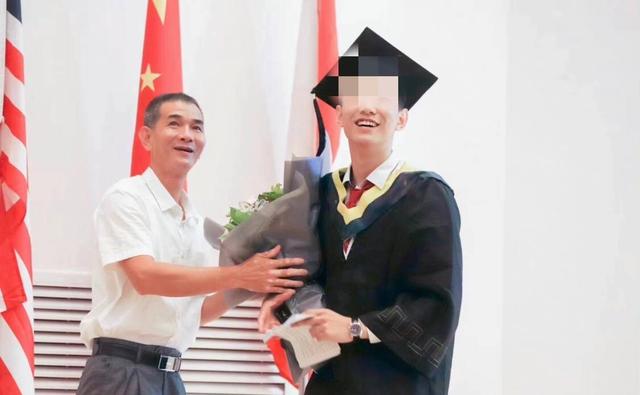 广东父亲，离婚后独自养娃19年，儿子考上美国名校，却自杀了