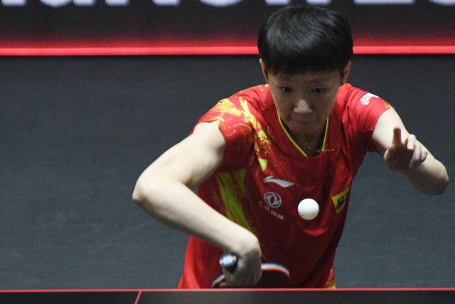 （体育）乒乓球——WTT新加坡大满贯：王曼昱晋级决赛