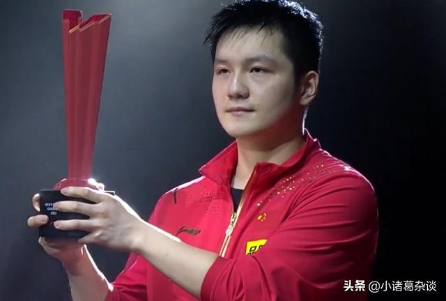 恭喜！连夺2个冠军，樊振东在新加坡能拿到多少奖金？收获真不少