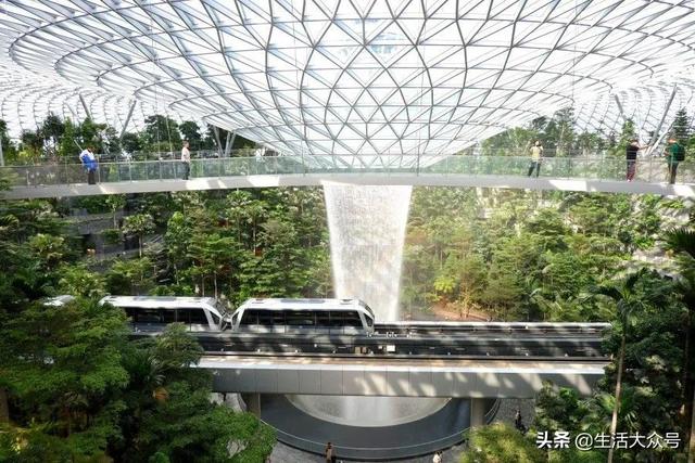 新加坡樟宜国际机场之核心Jewel Changi