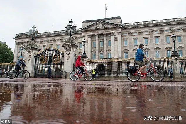 英国新增回升！女王永久搬离白金汉宫！维珍/芬航航班信息更新