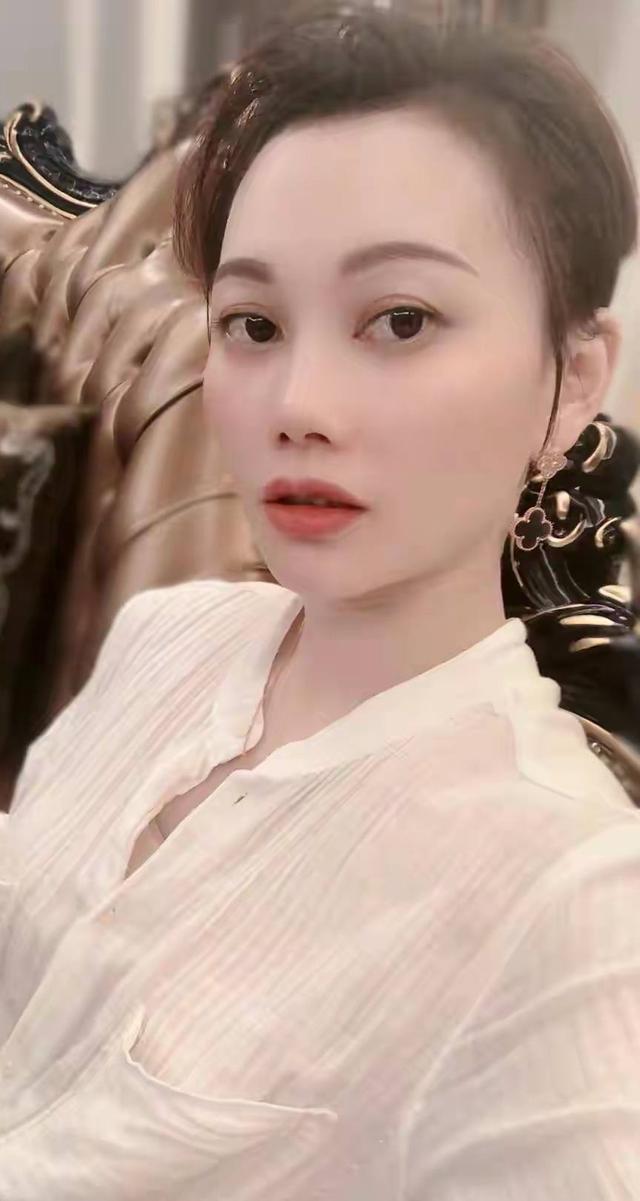 广东36岁妈妈，生7个孩子，交几百万社会抚养费，拒1000万生意