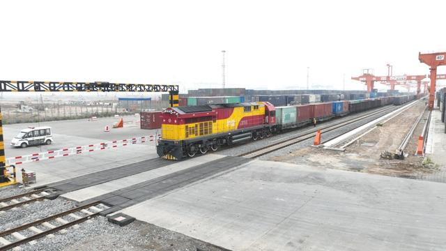 RCEP百天 西部陆海新通道班列开行量稳增