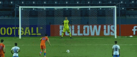 中国球队亚冠首球，山东青年军2:3新加坡狮城