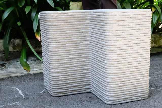 科学家用玻璃废料替代3D打印混凝土结构中常用的沙子