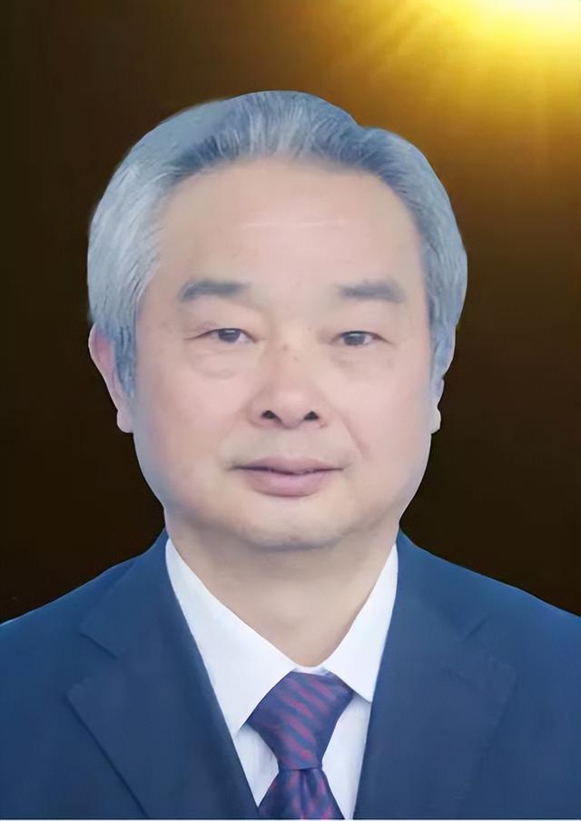 《翰墨丹青贺百年——挥毫泼墨庆五一》当代艺术家王清龙作品赏析