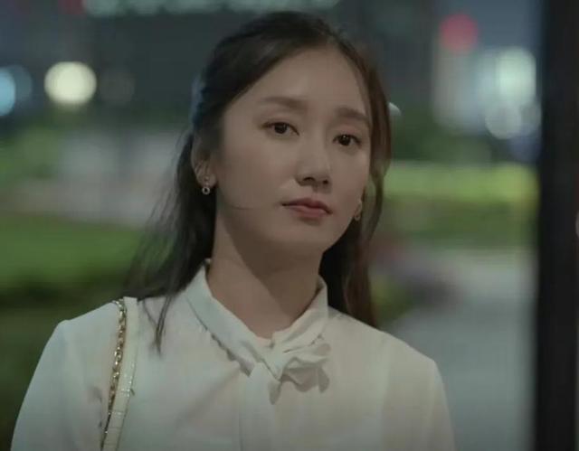《心居》看原著才知，顾昕出事后，葛玥去跟其他男人撒娇的隐情