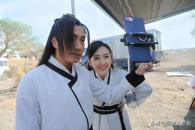 杨幂刘恺威离婚四年啦，杨幂依旧风光无限，而刘恺威呢？