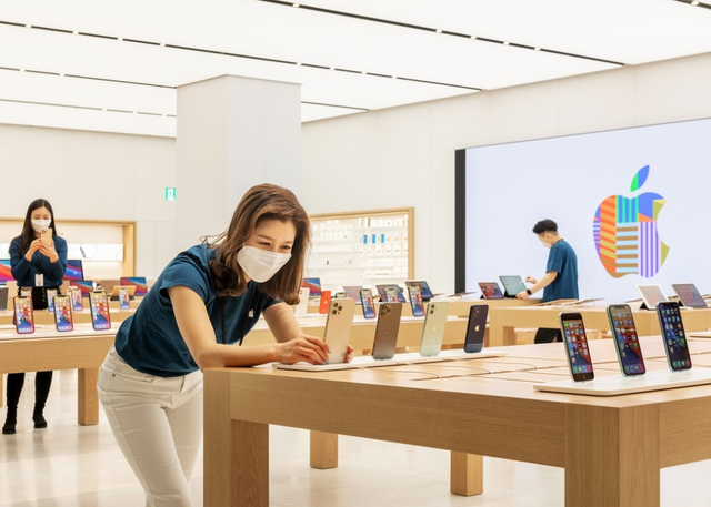 Apple韩国最大门店logo又玩出了花