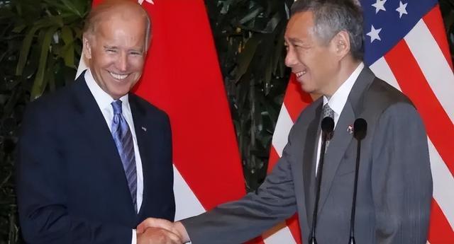 关键时刻，反华宵小跳出来！新加坡总理访白宫，请求美军增兵亚太