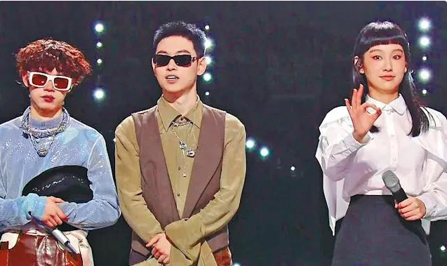 香港经典歌曲再受追捧，《声生不息》火爆全国，港式流行曲再流行