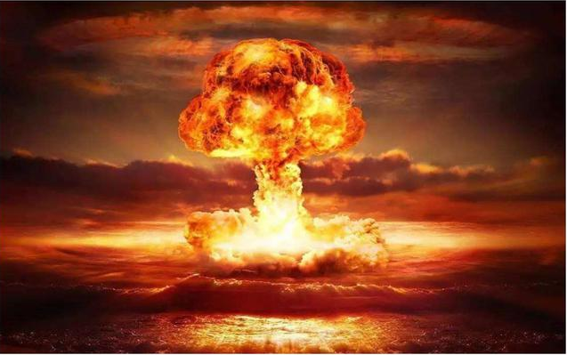 原子弹能摧毁一座城，离爆心260米的日本小女孩，为何毫发无损？