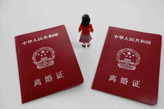 看到这些明星夫妇，我又相信爱情了，十几年如一日的恩爱