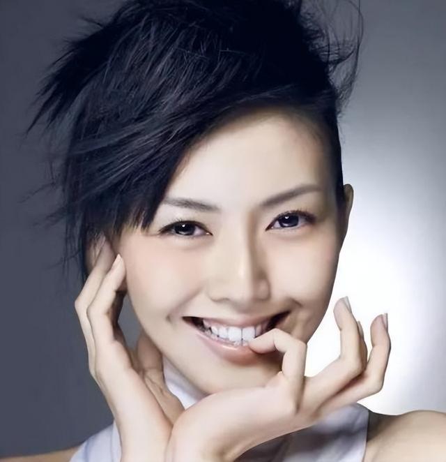 孙燕姿：即使隐退歌坛二十年，也永远不是“冷门歌手”