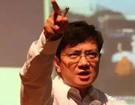 “中国缺钱不关我事”，转身给美国捐70亿。前中国首富，回国了