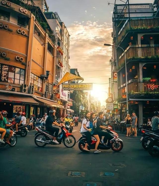 李嘉诚奔向越南，能否再造一个世界奇迹