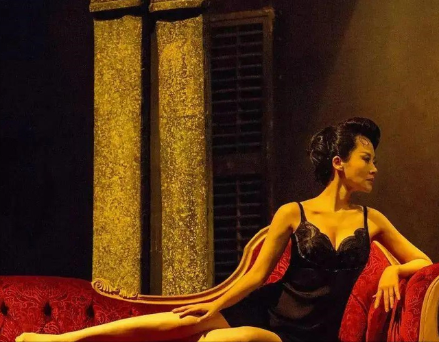 “京圈大公主”新电影惨遭换脸！因情史而备受关注