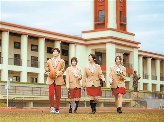 新加坡华中校群成员校广州黄埔生根发芽