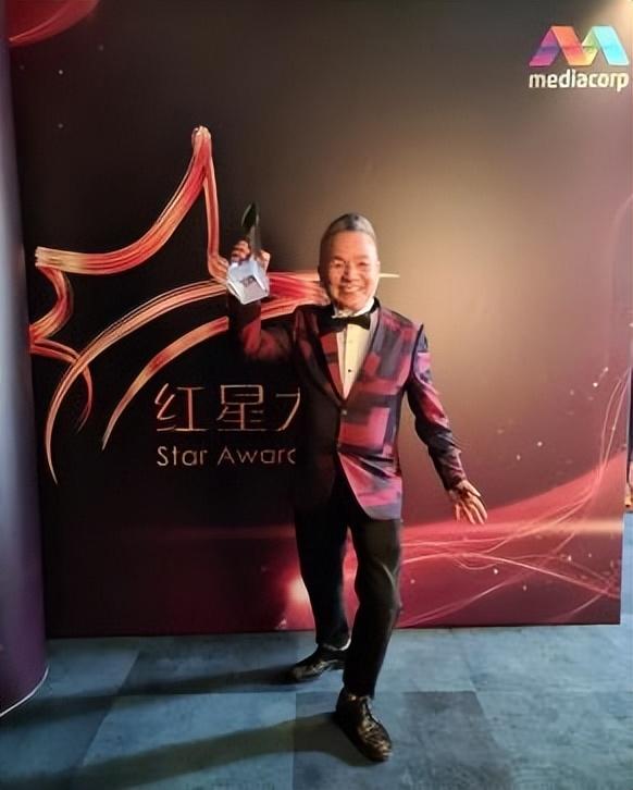 COSMOMK戴昕嫒博士与著名艺人陈建彬全球直播讲座