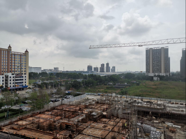 广州五一楼市直击：有盘要排队半小时进场，有盘可无理由退房