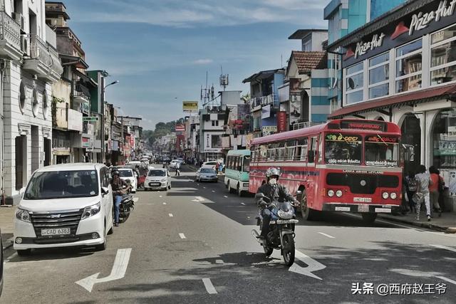 斯里兰卡的位置条件不输新加坡，为何没能成为发达国家？