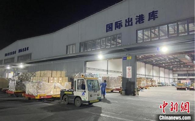 广西南宁加快建设国际航空货运枢纽 货邮吞吐量猛增