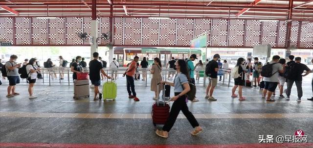 新加坡长周末近28万人通关到马来西亚游玩