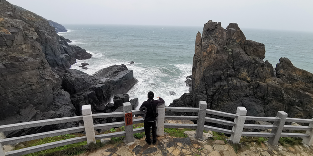 福建发现巨大海洞，日本“阿波丸”号在此沉没，50亿宝藏失踪成谜