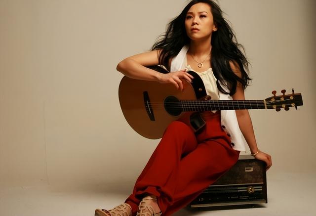 蔡健雅确诊新冠、目前在家中隔离，身体状况不错没有不适