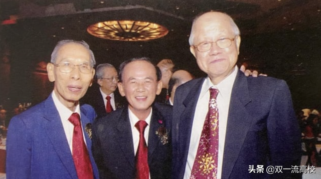 蔡崇语逝世，曾协助成立新加坡国立大学