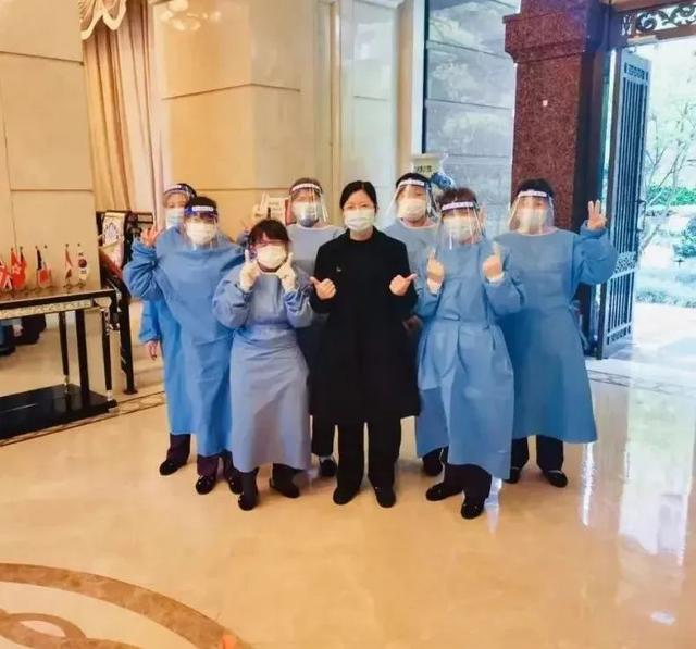 TA们以小区为家，默默守护着万户千家