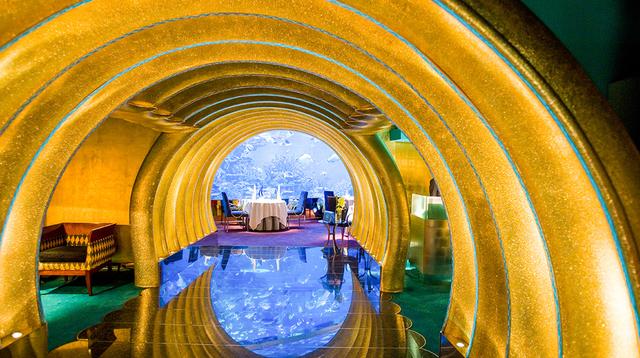 澳洲海底饭店让旅客夜访大堡礁