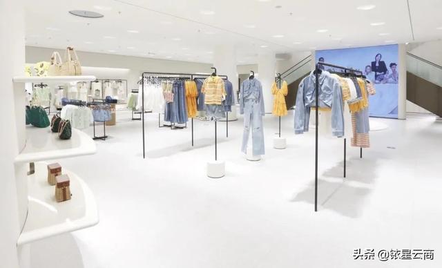 这12家国产服饰企业2021年成绩单，透露了哪些行业发展趋势？