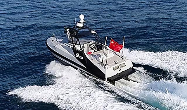 香港博士不安现状，搞创业过劳肥至200斤，让中国无人船驶出全球