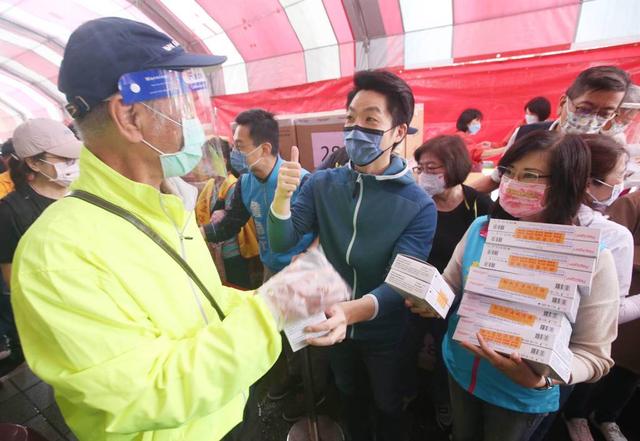台湾艺人为染疫幼童发声却被出征，蒋万安：身为家长非常心痛焦虑