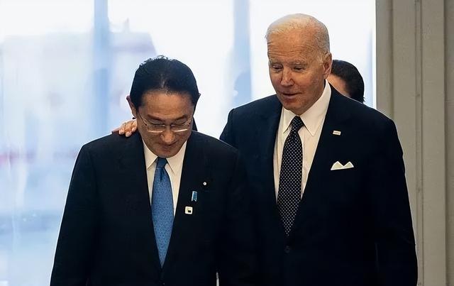 日本野心膨胀？李显龙忠告：勿忘罪恶历史，好好反思并专注和平